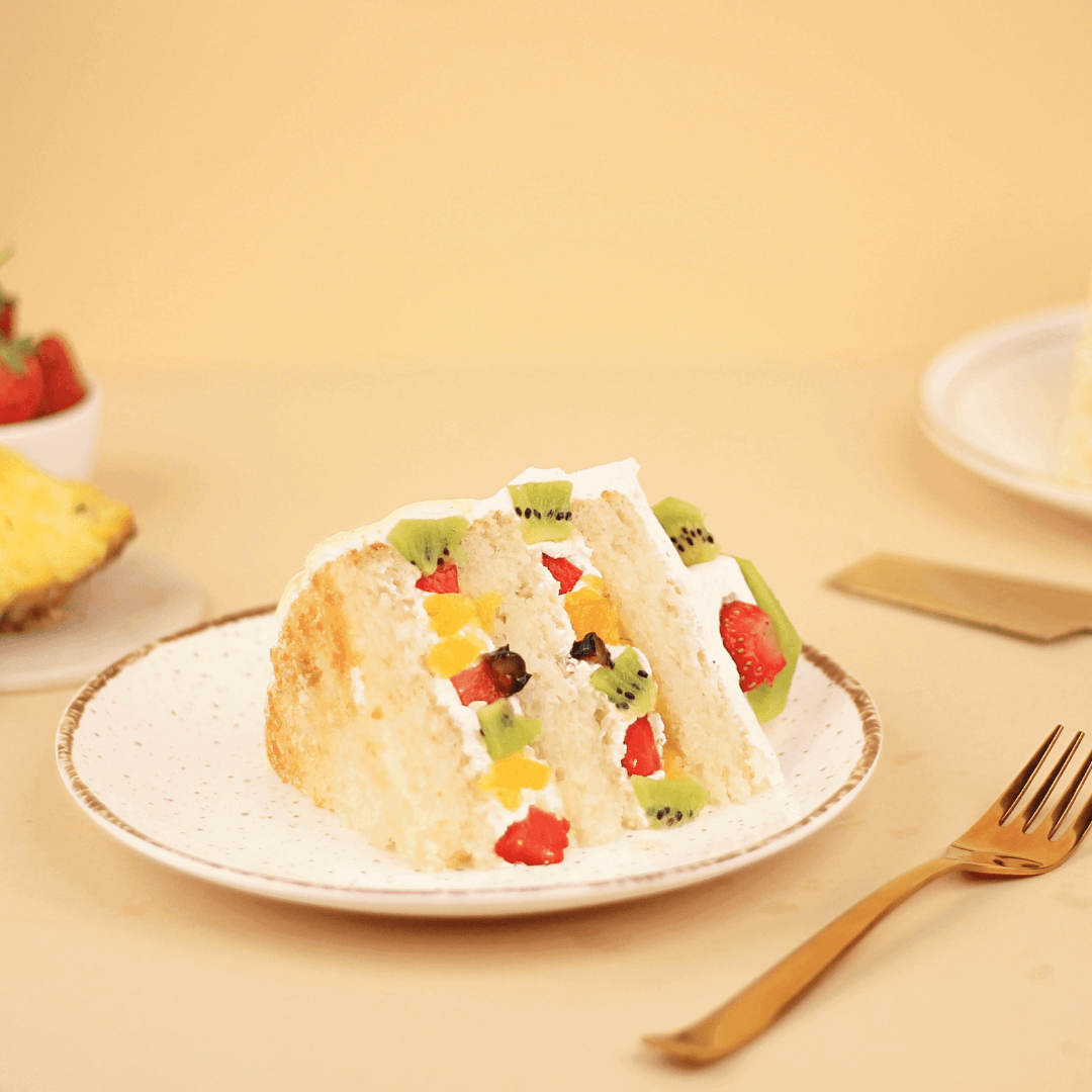 Eggless Mixed Fruit Gateau Cake 