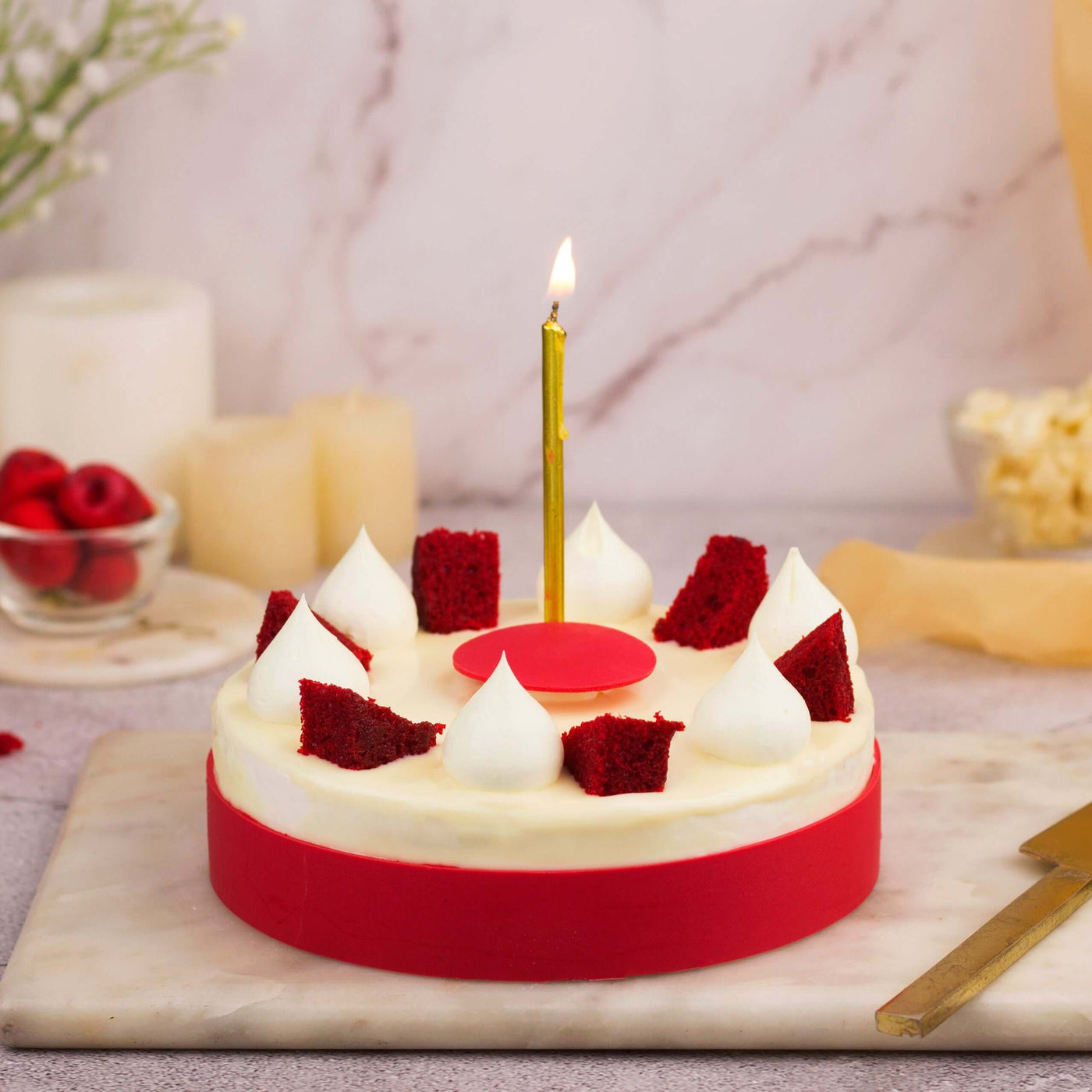 Red Velvet and Berries Cake